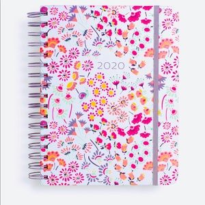 🌷New Vera Bradley  Large 17 Month Planner🌷💐